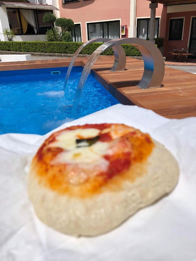 ホテル Il Castello Terzigno エクステリア 写真
